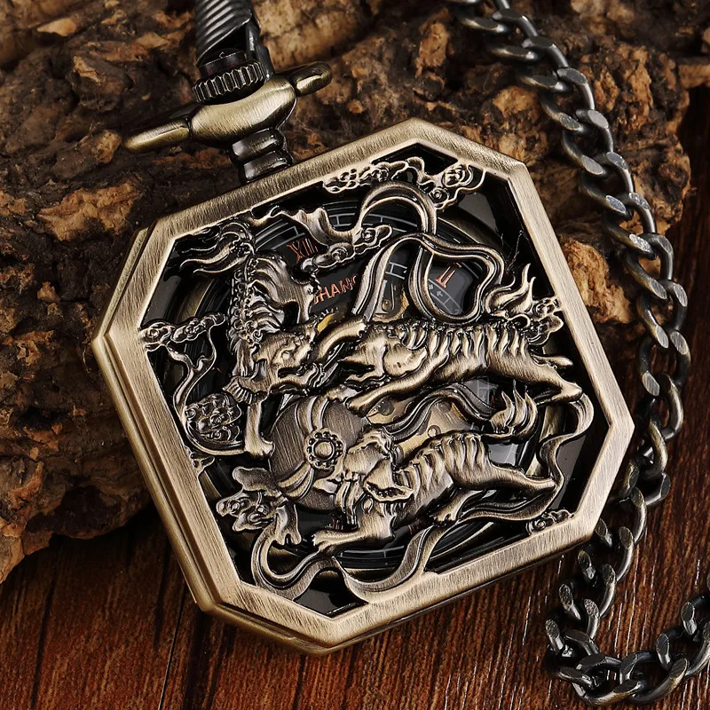 Reloj de bolsillo mecánico cuadrado para hombre, cadena con colgante de símbolo valiente de los Tigres de lucha Kirin chinos de la suerte, tallado
