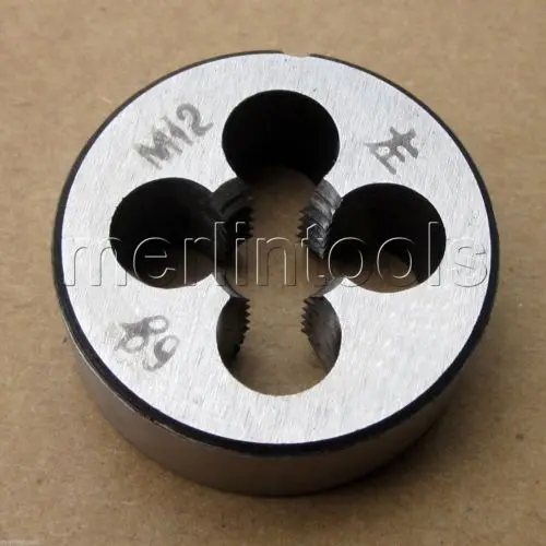 12 مللي متر x 1.75 متري اليد اليسرى يموت M12 x 1.75 مللي متر الملعب