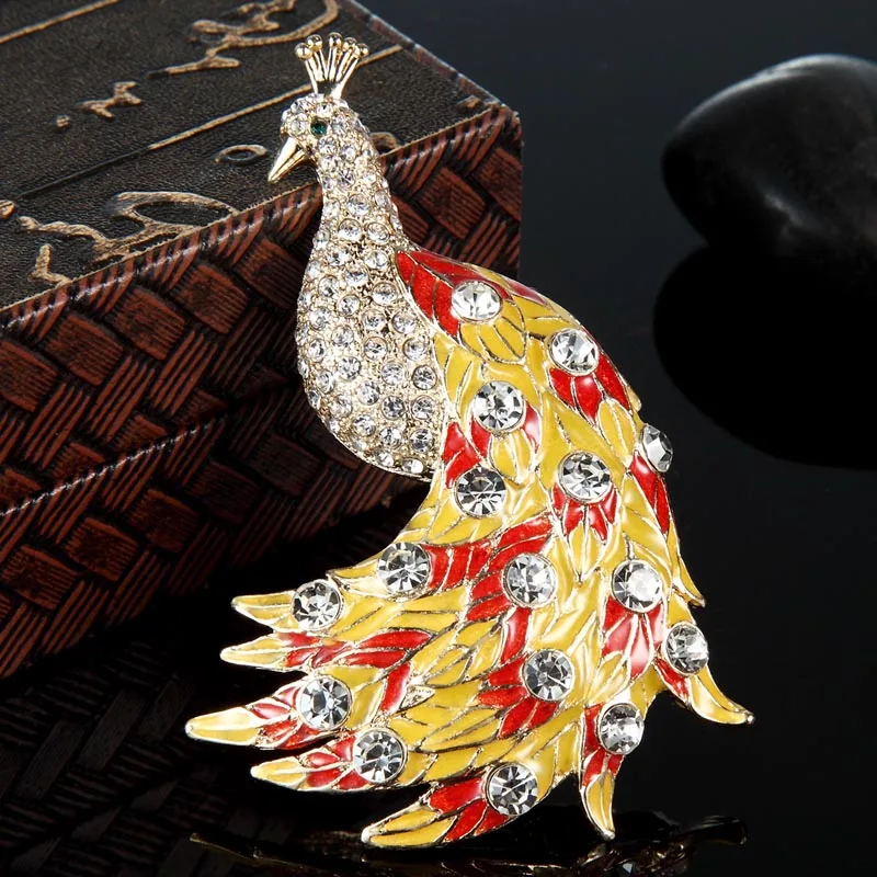 

12pcs/lot Wholesale Blucome Peacock Brooch Women Gifts Enamel Brooches Pins And Hijab pins Fashion Bags Accessories Cheap Price