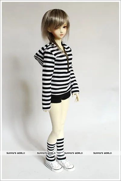 

1/3 1/4 scale BJD accessories T-shirt+shorts set doll clothes for BJD/SD.Not included doll,shoes,wig and other accessories C0831