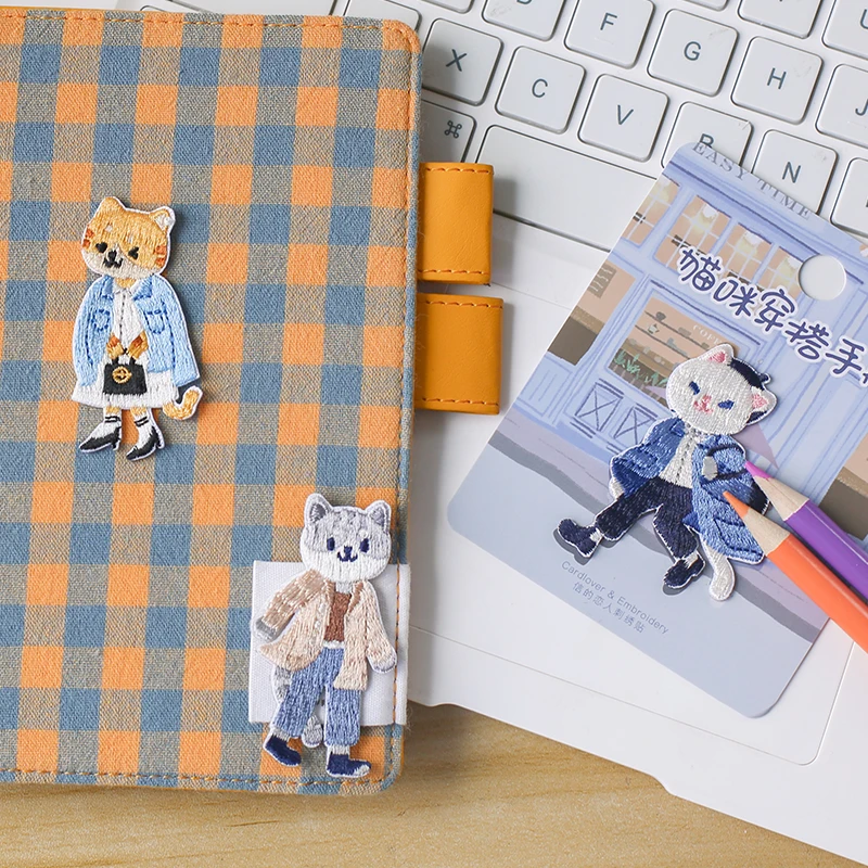 AHYONNIEX Dressing Cat Animal Patch Haft Naklejka Żelazko na naszywki na odzież aplikacja haft DIY Odzież Akcesoria