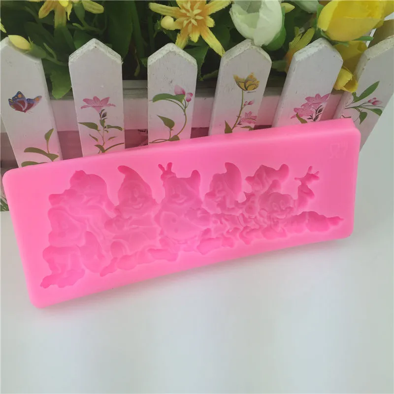 Cartoon Dwarfs Snow White 3D chocolate soap Moulds DIY fondant cake decorating tools silicone mold kitchen baking utensils