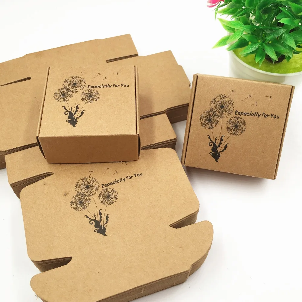 200Pcs/Lot 6.5*6.5*3cm Party Gift Packaging Kraft Paper Box For Jewelry Event Wedding Candy Chocolate DIY Soap Packing Pack Box