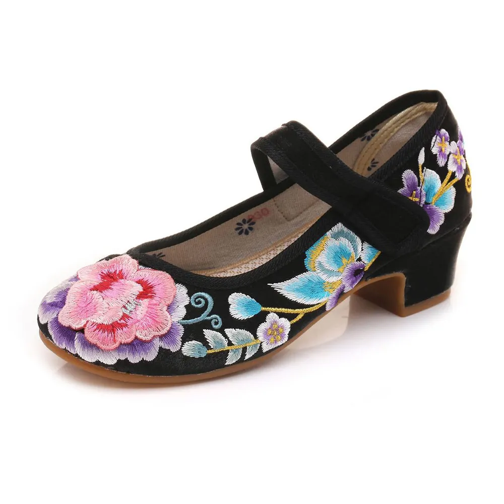 Veowalk Vintage Floral Embroidered Women Low Block Heels Canvas Shoes Mary Jane Buckles Elegant Ladies Comfort Denim pump Shoes