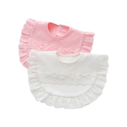 Bavoir mignon en coton avec nœud en dentelle pour bébé, accessoire d'alimentation super doux, style princesse