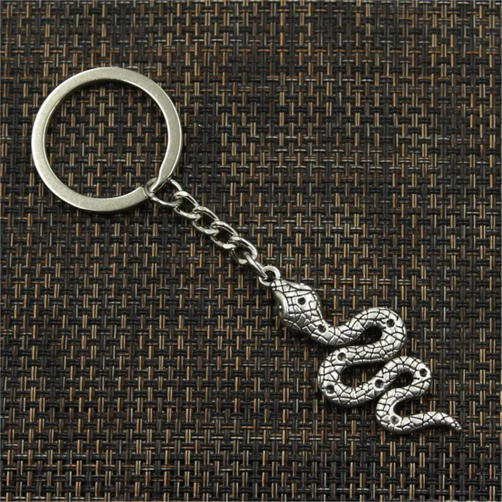 New Fashion Men 30mm Keychain DIY Metal Holder Chain Vintage Snake Cobra 51x21mm Silver Color Pendant Gift