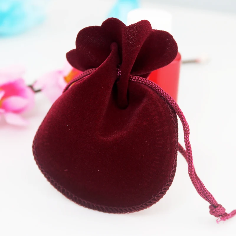 100pcs/lot Deep Red Velvet Bags 8x10cm Small Pouches Jewelry/MP3 Packaging Bags Christmas/Candy/Wedding Gift Bags Free Shipping