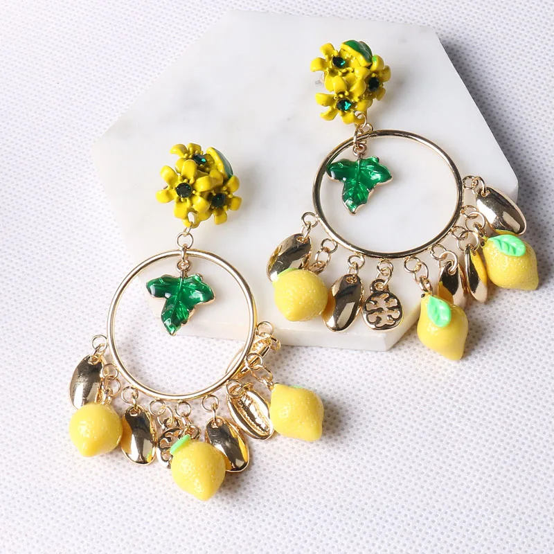 Baroque Vintage Fashion Earwear For women Baroque Big Long Earrings for Women Yellow Lemon Drop Dangling Earrings