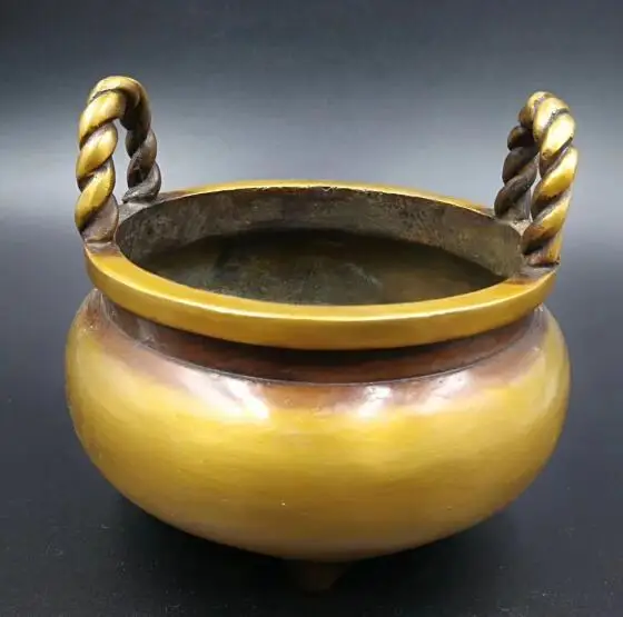 

Chinese Xuande years pure handmade brass censer