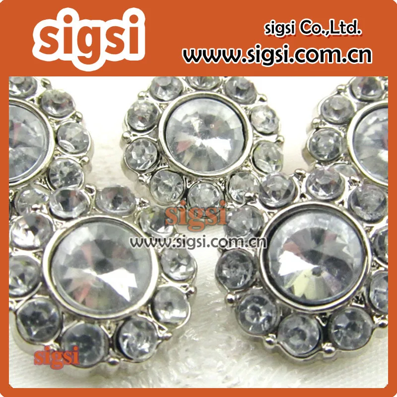 Shiny silvery crystal acrylic rhinestone button