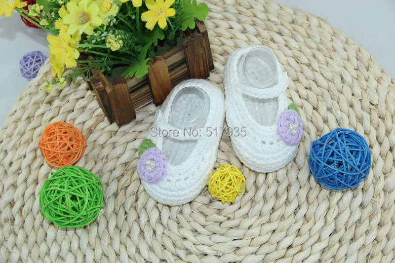 free shipping,handmade crochet baby girl shoes 100% cotton.Double soles,baby Crib Shoes Houseshoes white with purple flowers