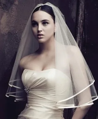 Hochzeit zubehör Kurzen Schleier Großhandel Einfache Hochzeit Schleier Braut Zubehör Weiß Elfenbein Hochzeit Schleier ZUBEHÖR OV1001