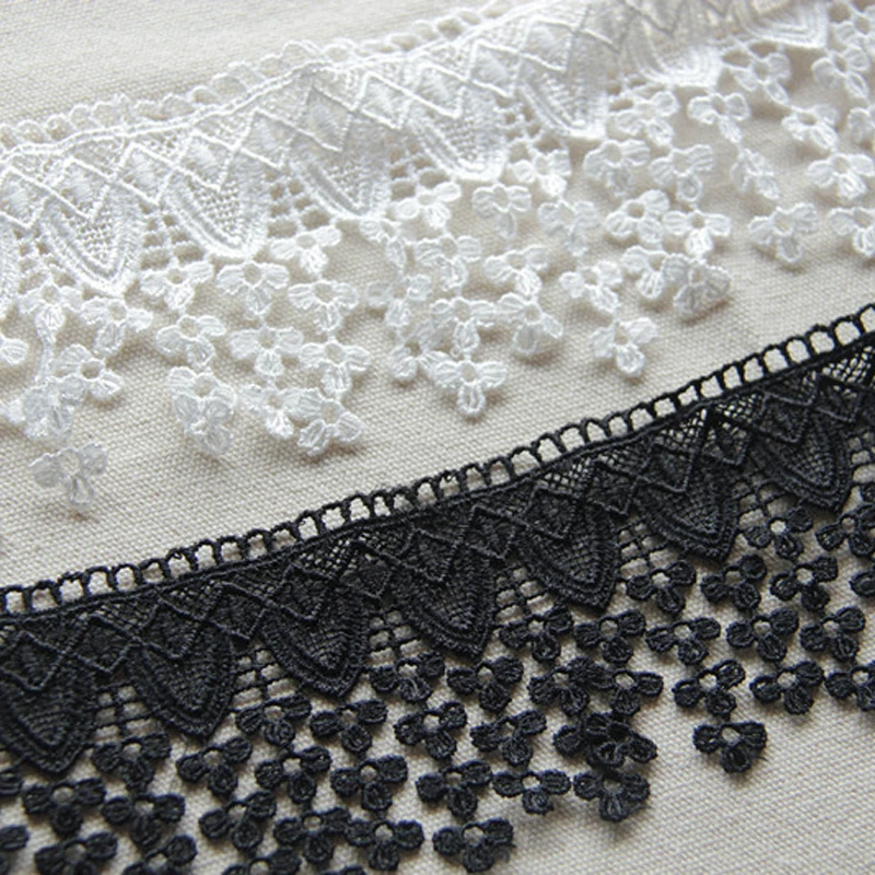 

8Yards/Lot White Black Polyester Pendant Tassel Lace Accessories Wedding Dress Laciness 7cm Skirt Lace Trim