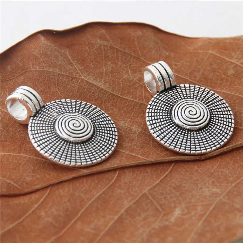 5pcs  Silver Color Alloy Round Vines Charm Unique Necklace Pendants Bohemian Jewelry Making Accessories 31x32mm A3050