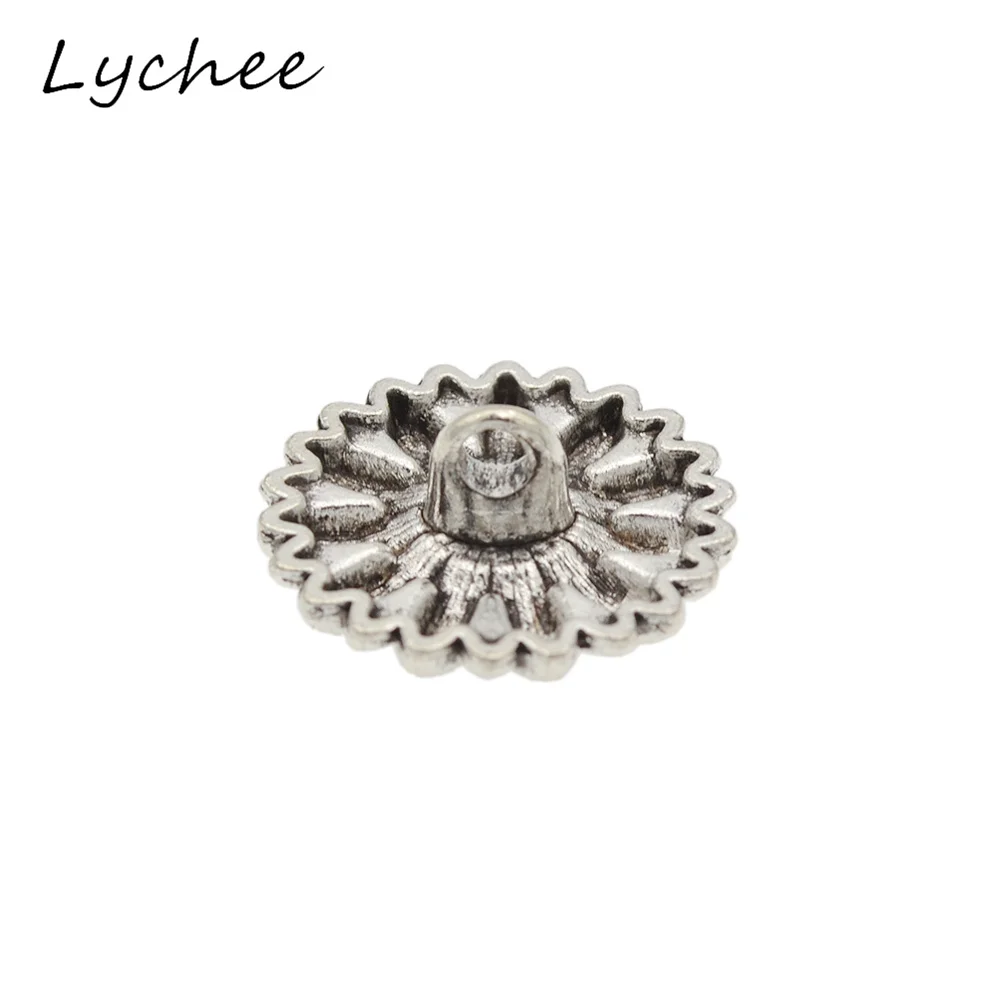 Lychee 10 pcs Creativo Argento Antico Fiore di Girasole Gambo di Metallo Bottoni Per La Decorazione Artigianato Vestiti Delle Donne Pulsante