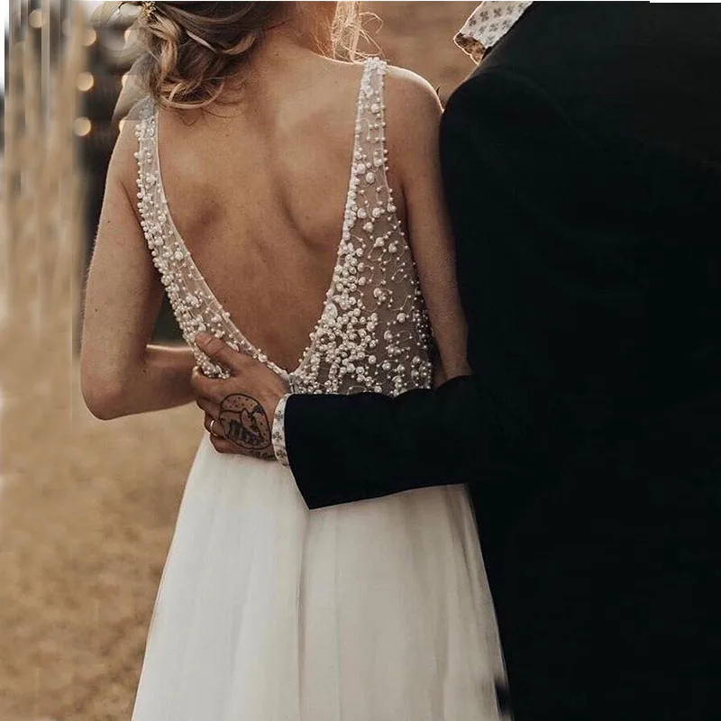 Neue Ankunft Einfache Boho Hochzeit Kleid EINE Linie Weiß Elfenbein Tüll Perlen Perlen Prinzessin Backless Strand Braut Hochzeit Kleider 2019