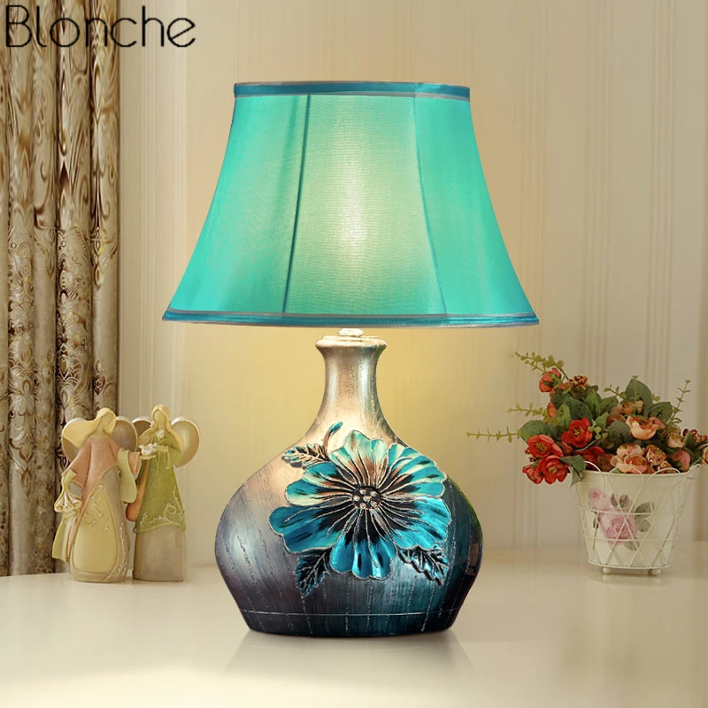 

American Retro Dimmable Table Lamp European Bedroom Bedside Lamp Modern LED Desk Light Fixtures Study Wedding Home Art Decor E27