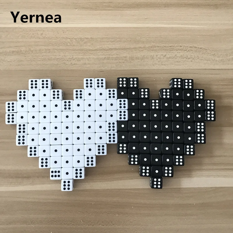 

Yernea 100Pcs High-quality 14mm Dice Black and White Square Corner RPG Dice Set Club Party Game Puzzle Dice Wholesale