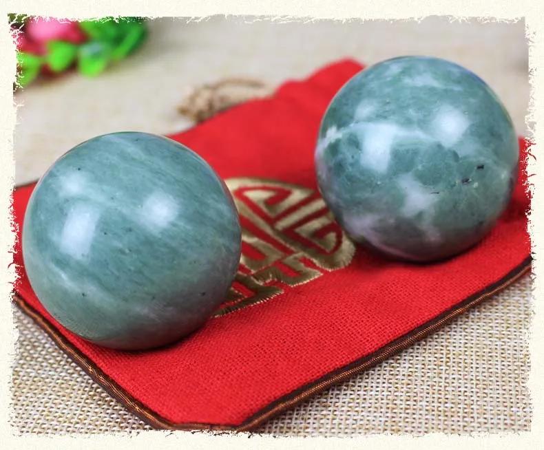 

2pcs/lot Natural Massage Jade Stone Hand Ball Rolling Exercise Meditation Stress Relief Fitness Health Healing Reiki Balls