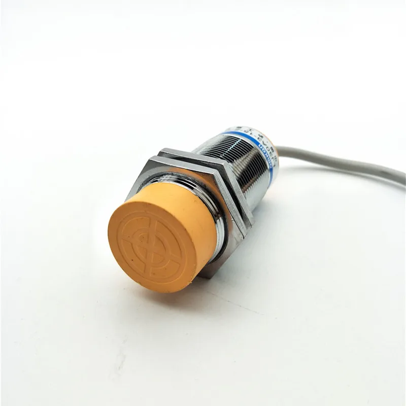 LJ30A3-15-Z/BY DC 6-36V 30mm Thread 15mm Detecting Sensor PNP NO Inductive Proximity Switch
