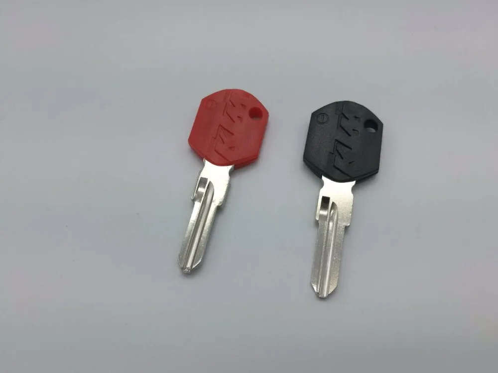 Brand New Black / Red Motorcycle Blank Key Uncut Blade For KTM DUKE 125 250 390 690 990 Motorbike Racer Good Quality