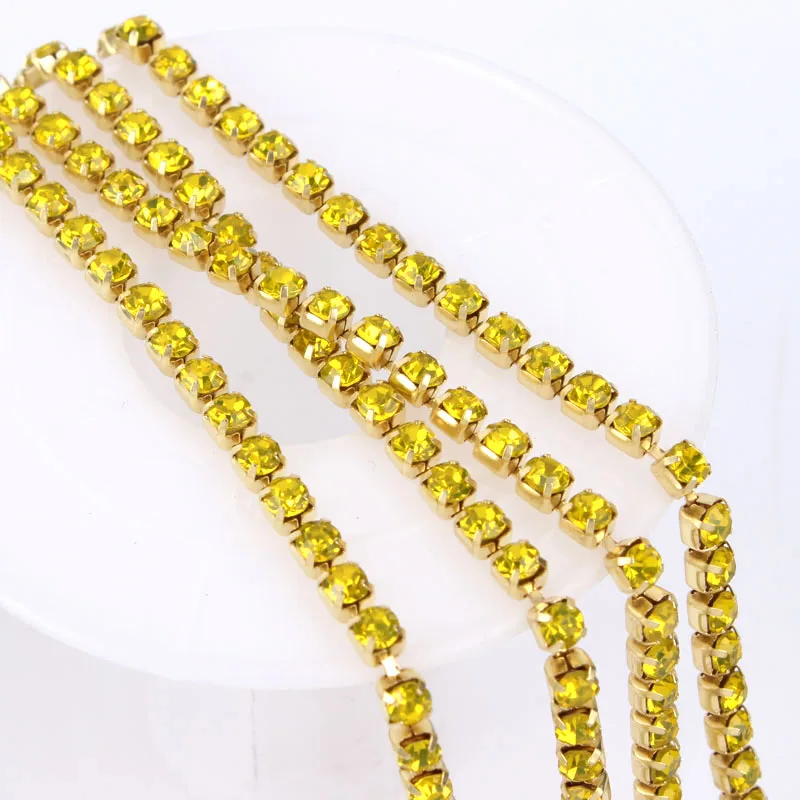 Densely Rhinestone SS6-SS12 Golden Rhinestone Cup chainMulti colors Crystal chains 3/5yards for Garment Bags Nail DIY Accessoire