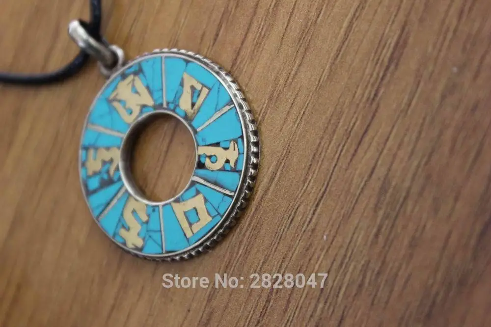PN237 Handmade Nepal Circle 33mm Pendnant Ethnic Tibetan Six Mantras Om Mani Padme Hum Amulet Pendants