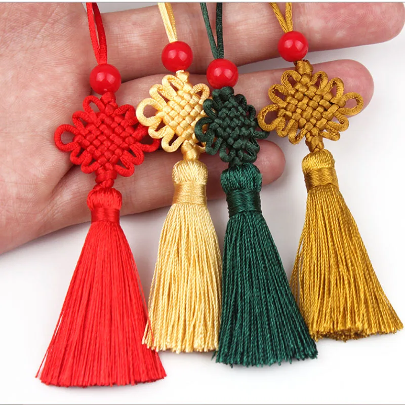 

100 pcs Chinese Knot Chinese Arts and Crafts Style Gifts Chinese Characteristics Gift DIY Fabric Tassel Fringe New Year Presents