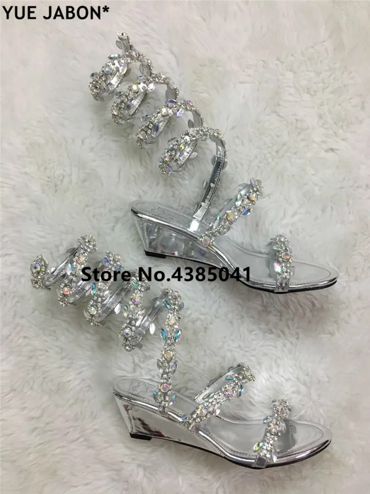 YUE JABON Summer Luxurious gladiator sandals women Flat Crystal Sandals Snake Punk Flat Heel Women Sandals Wedding Party shoes