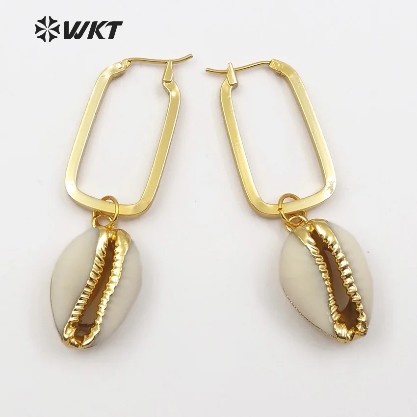 WT-E449 Wholesale New Original Design Earrings Natural Cowrie With Gold Dipped White Shell For Women Decorative Gift