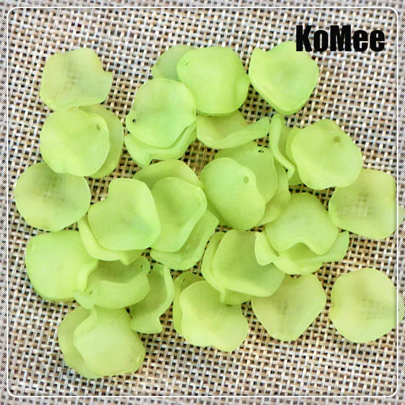 

Hot Sale 1000pcs/lot Green Frosted Acrylic Petals Leaves Beads 15mm Fashion Pendant Craft Bracelet DIY Beads For Jewelry Making