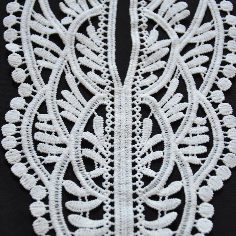 2 Embroidered White Color Lace Neckline Collar Applique Motif Patches Scrapbooking Embossed Sewing Accessories ZQB124