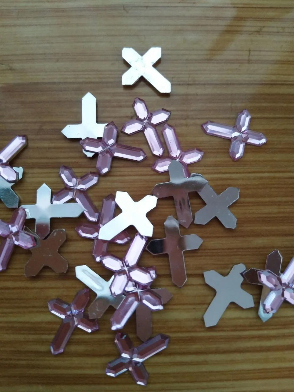 500pcs/lot Acrylic Facet Cross Rhinestones Table Scatter Confetti Baby Shower Christening Baptism Communion Confetti