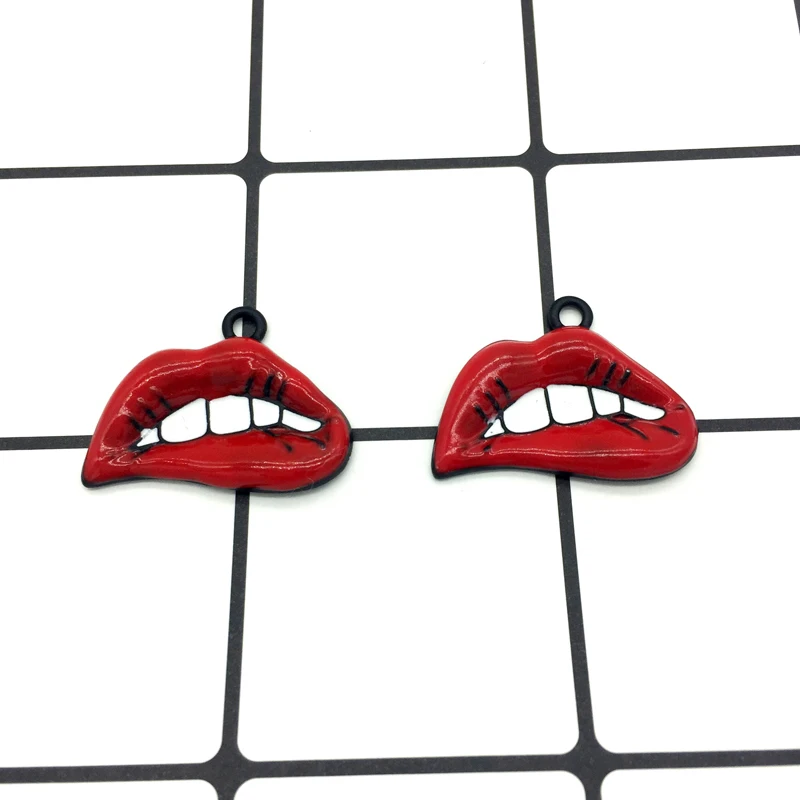 10 pcs Spray Paint Sexy Mouth Pendant Big Lips Enamel Charms Earring Making Floating Fashion Jewelry DIY Accessories Girl YZ169