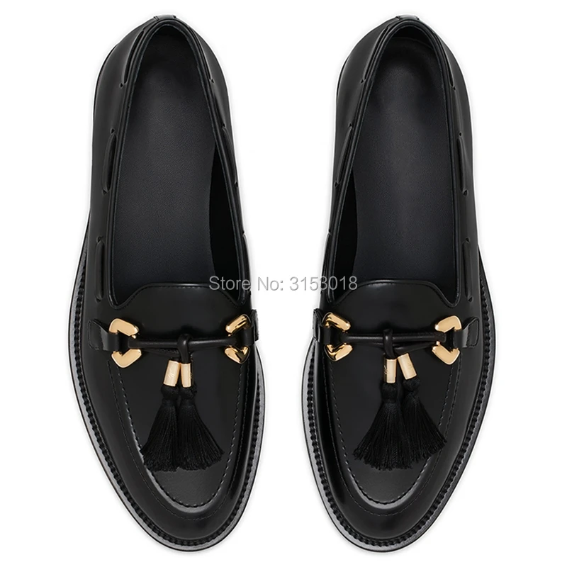 2019 Fashion Patent Leather Casual Men Shoes Slip-On Tassel Decoration Leisure Footwear Male Casual Shoes For Party Fashion Show