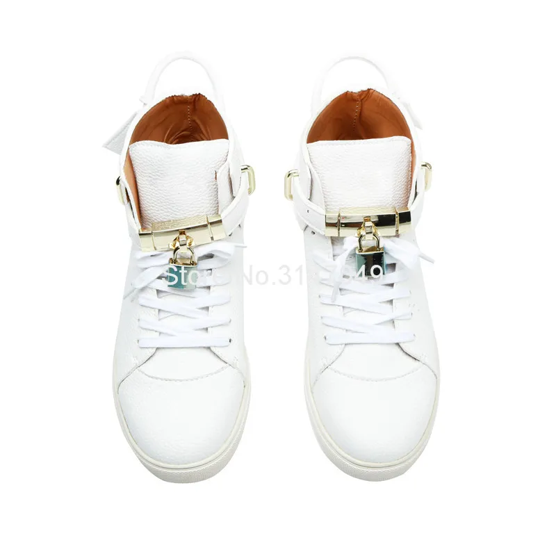 Fashion White Hip Hop Shoes Men Sneakers Lace Up Metal Lock Leather Casual Shoes Men Solid Waterproof Moccasin Shoes New Arrival