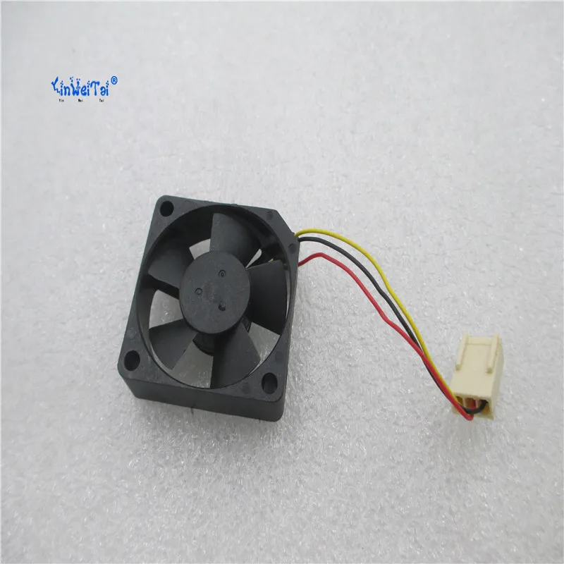 

YINWEITAI Free Shipping CPU FAN For MC35101V1-000U-G99 3510 35X35X10MM 3.5CM 12V 0.72W Cooling Fan