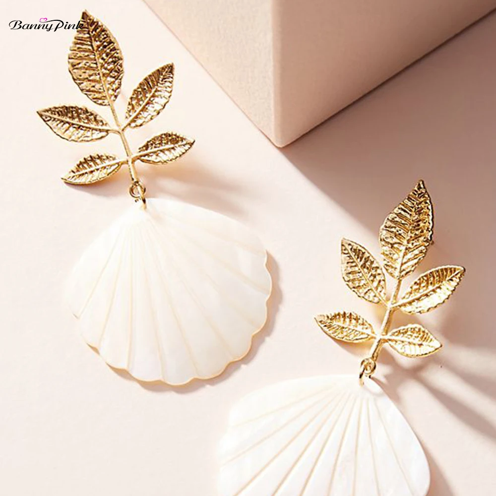 Banny Pink Bohemia Natural Shell Earrings For Women Beach Statement Stud Earring Metal Leaf Post Earrings Big Pendant Earrings