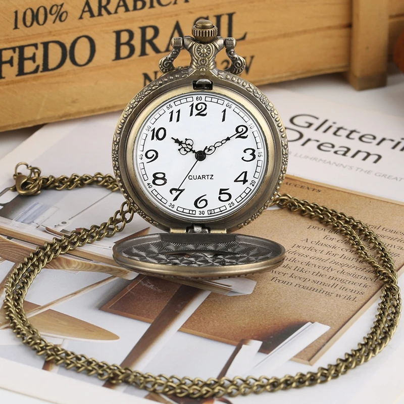 American U.S. Paratrooper Retro Hollow Dial Quartz Pocket Watch Necklace Pendant Chain Floral rattan Pocket Watch Gifts for Men