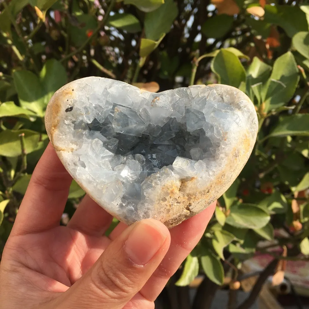 290g Natural blue celestite quartz Crystal Mineral Specimen heart