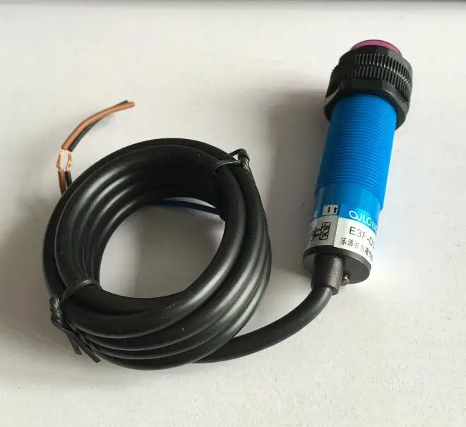 photoelectric switch E3F-DS10C4 10-30VDC 10cm Sensor M18 NPN NO 3 Wires diffuse reflection infrared switch