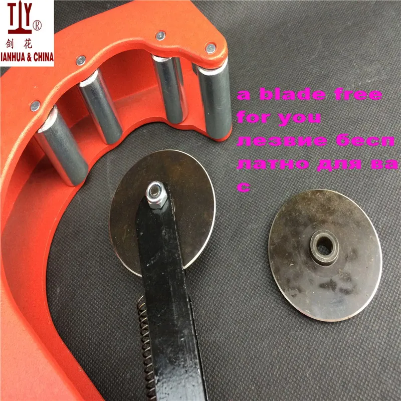 With A Free Replacement Blade High Quality Cutting Tool For 50-120mm Plastic Pipes PVC Pipe PPR Pipe Tube Cutter Made In China