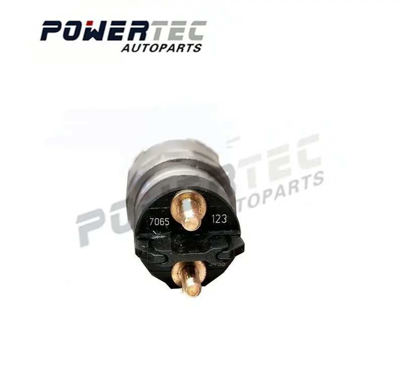 Injector de combustível diesel terno para DONGFENG CUMMINS ENGINE, bocal 0433172045 0445120122 Injector Common rail de injeção