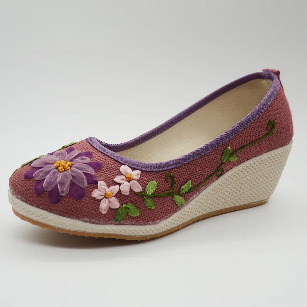 Veowalk Retro Style Women\'s Linen Wedge Pumps Mid Heels Ladies Casual Embroidered Shoes Comfort Slip-on Platforms Zapatos Mujer