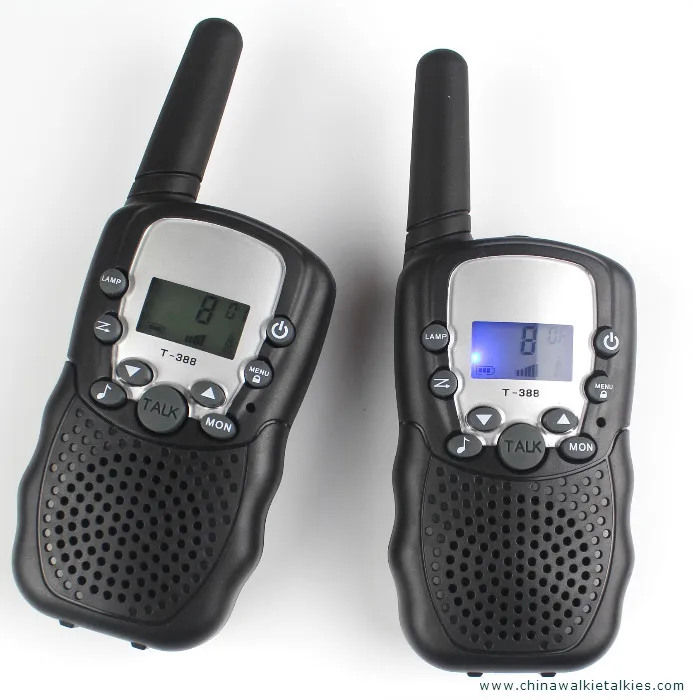 New kids portable radio walkie talkie pair T388 twin talkabout FR mobile handy talkie radios PMR comunicador w/ flashlight