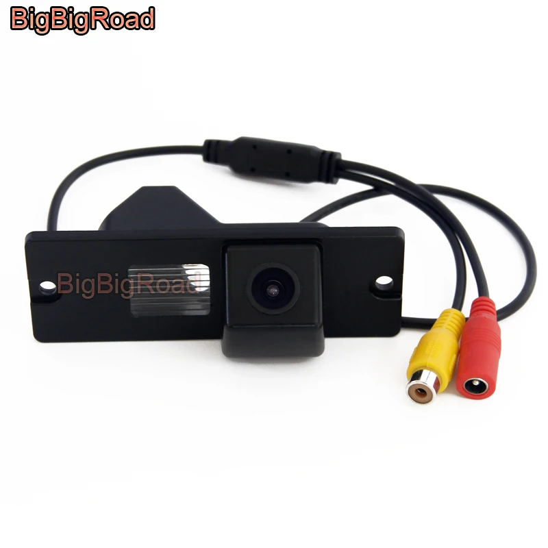 

BigBigRoad Car Rear View CCD Parking Camera For Mitsubishi Pajero Sport 2006-2015 2016 2017 V6 V8 V97 Zinger Freeca Montero DION