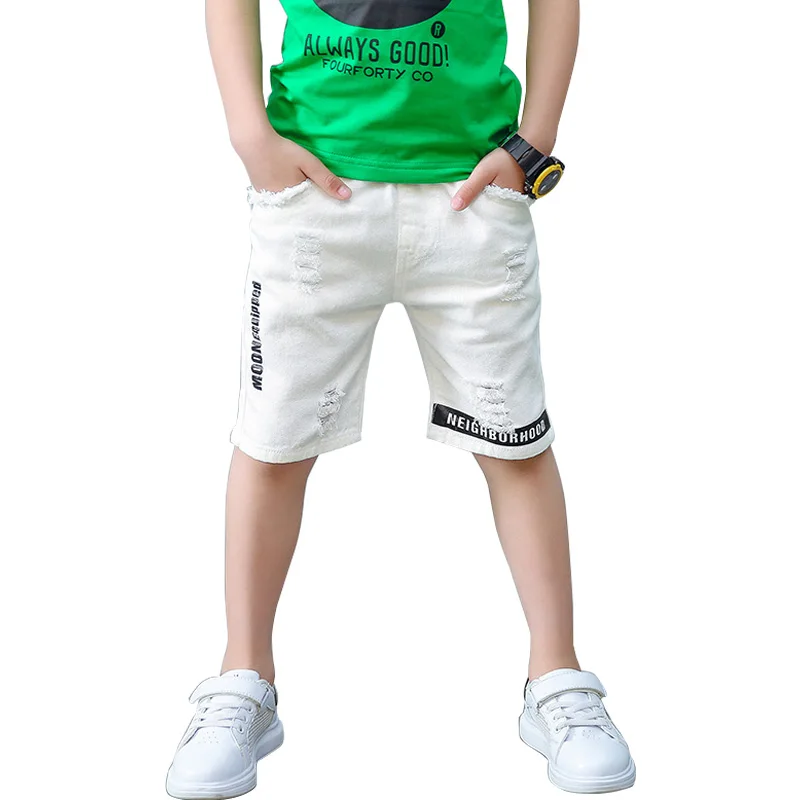 Boy Knee Length pants Summer 2024 Shredded Soft Denim Pants Boy White Pants Loose Tide