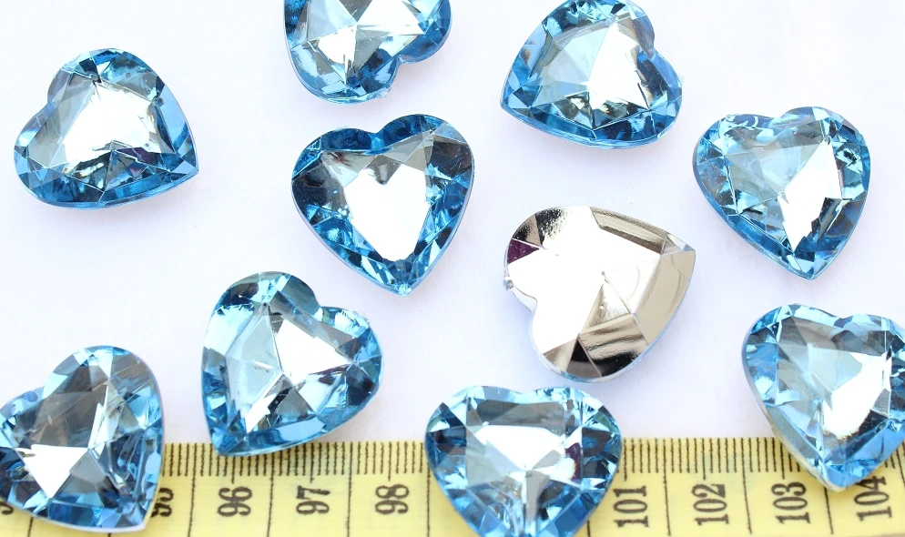 

200pcs big 3D Faceted Acrylic Heart Bling Rhinestones/Gems Cabochons baby blue 25mm or you pick color grade A+