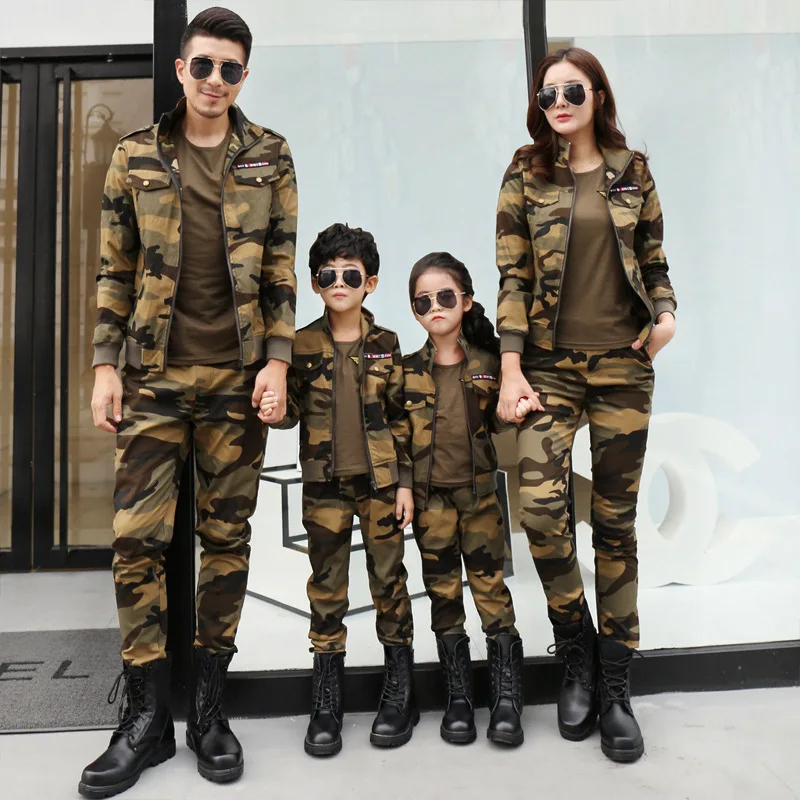 Spring Family Matching Clothes 2018 Mother Father Kids New Wave Family Coats Camouflage Jackets Sets