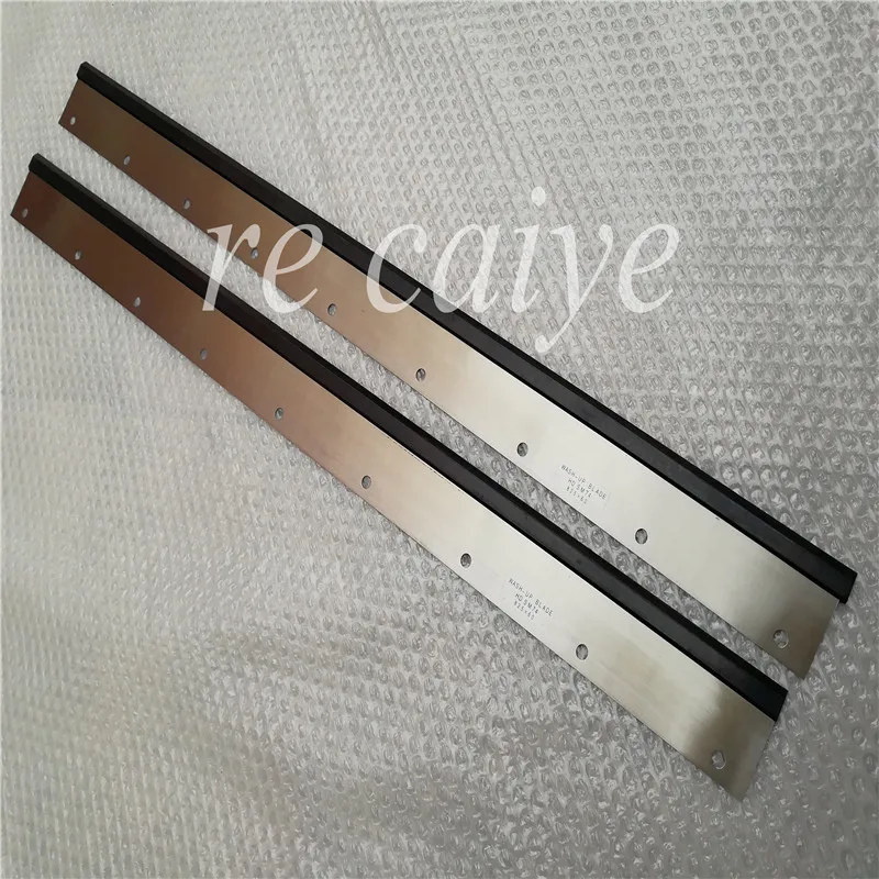 

5 Pieces High Quality M2.010.403 SM74 Machine Wash Up Blade Length 822mm 9 Holes Offset Printing Machine Wash Up Printing Parts